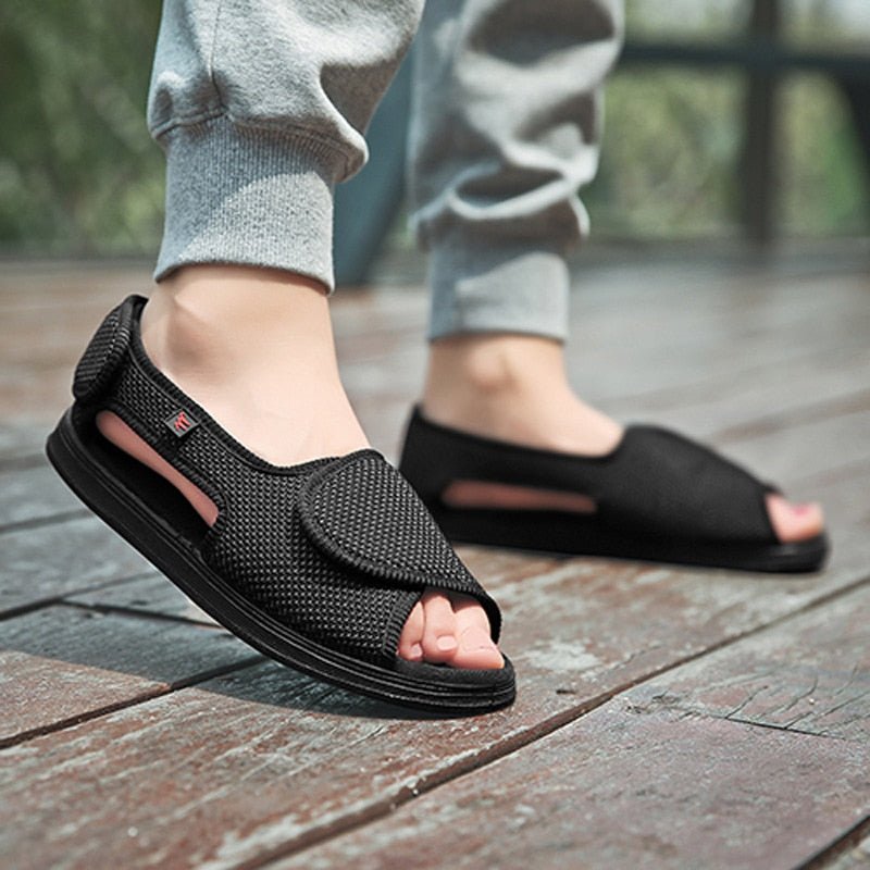Chelsea Wide Feet Sandals - Black