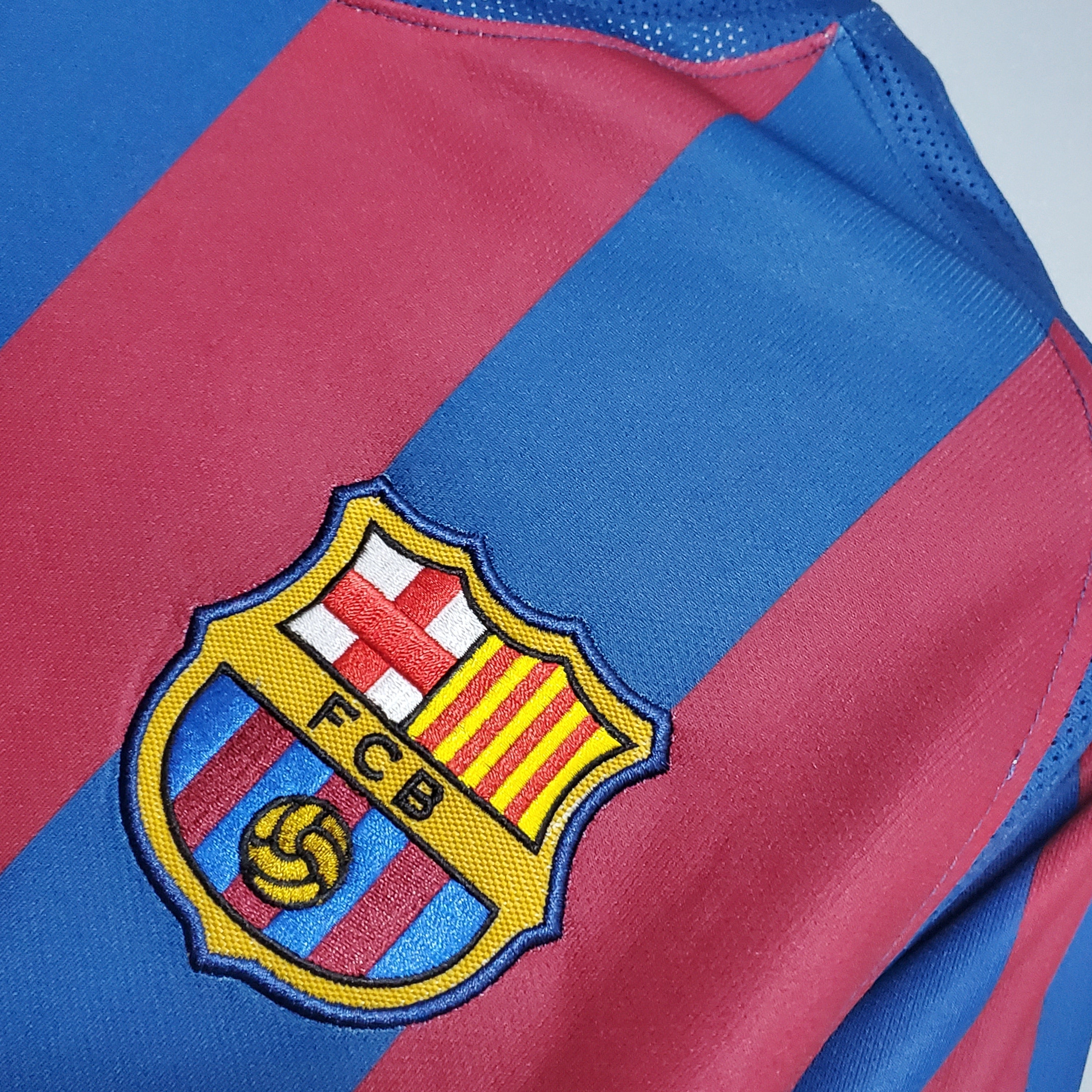 Barcelona Home Shirt Champions League 2005/06