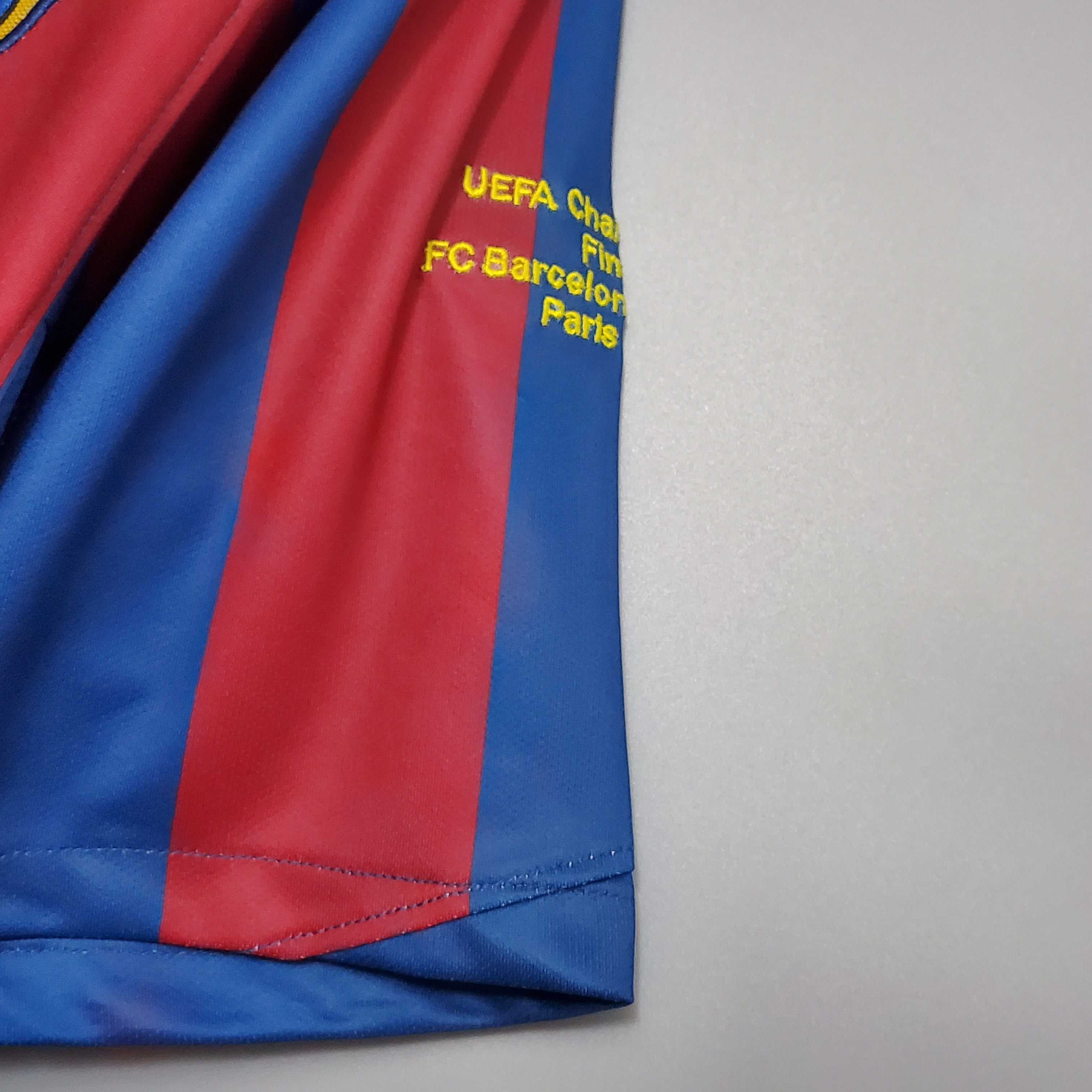 Barcelona Home Shirt Champions League 2005/06